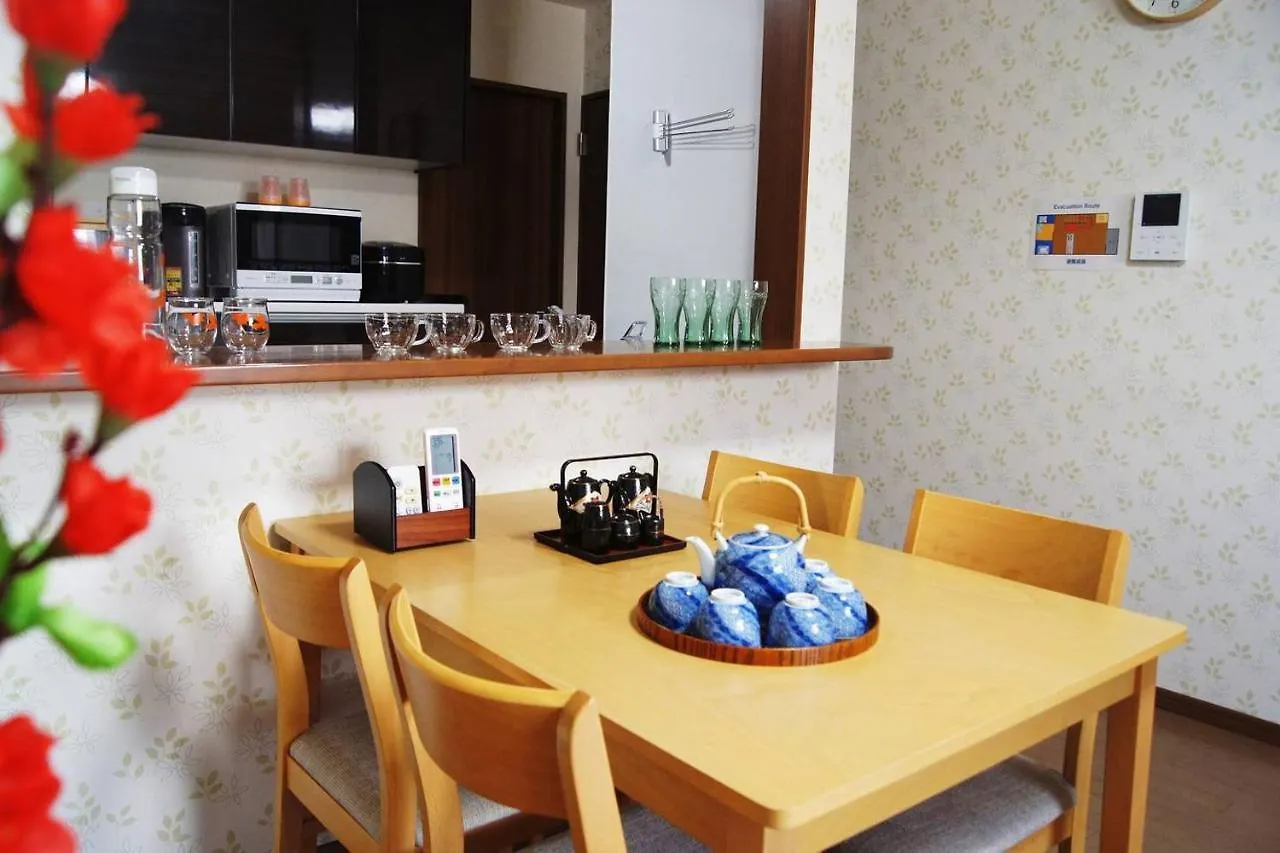 Wakaume Villa Osaka 0*,  Japan