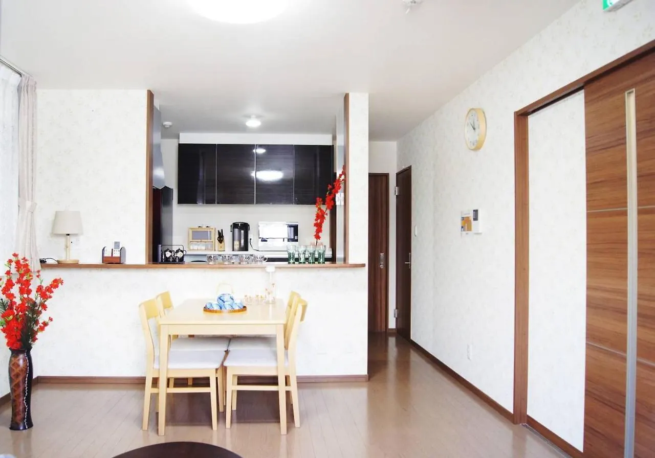 Wakaume Villa Osaka Holiday home