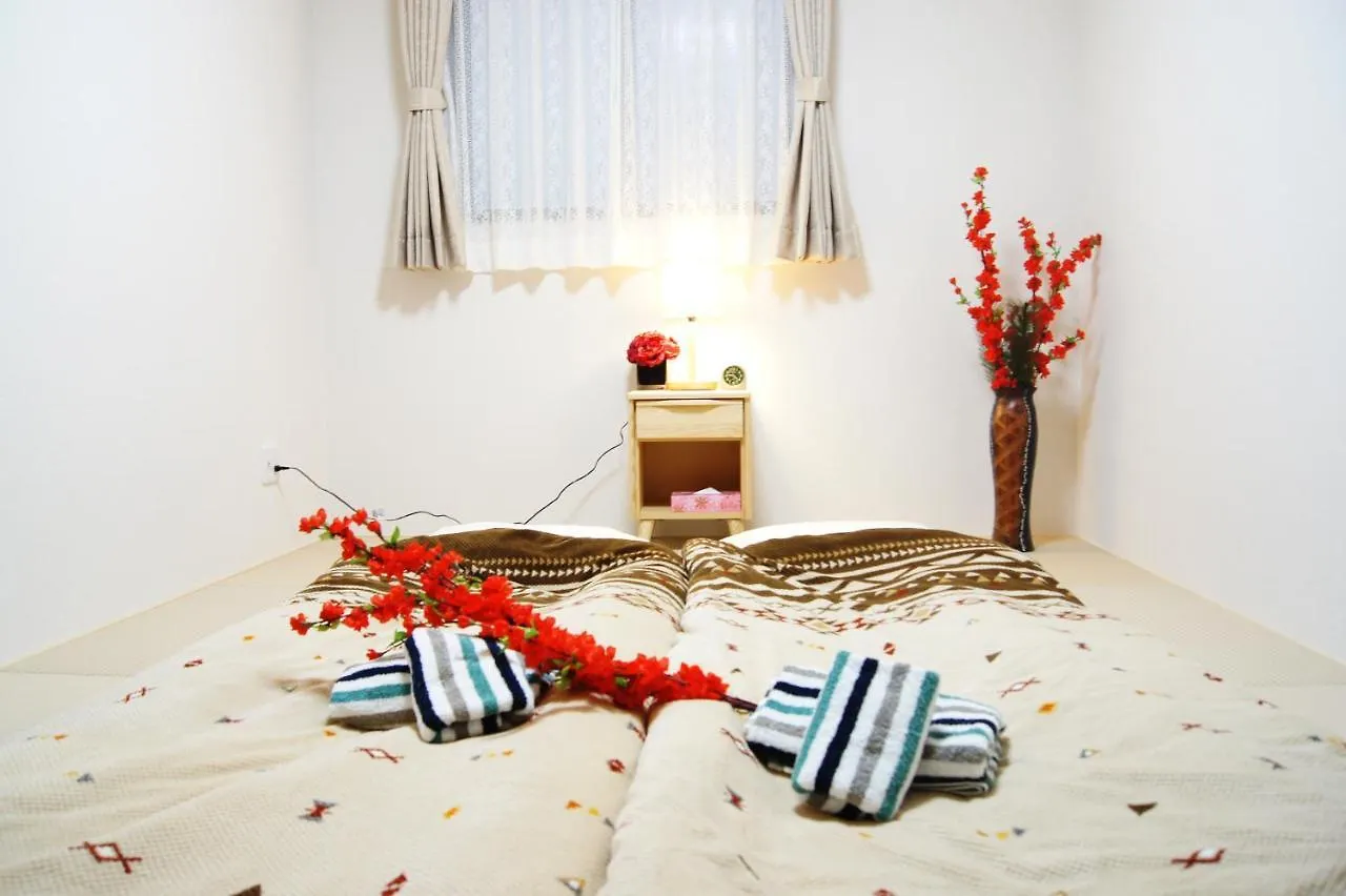 Wakaume Villa Osaka 0*,  Japan